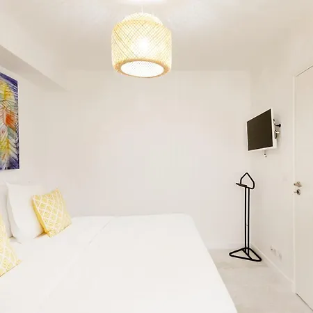 Superb 2 Beds 2 Baths Next To Martinez Apartamento