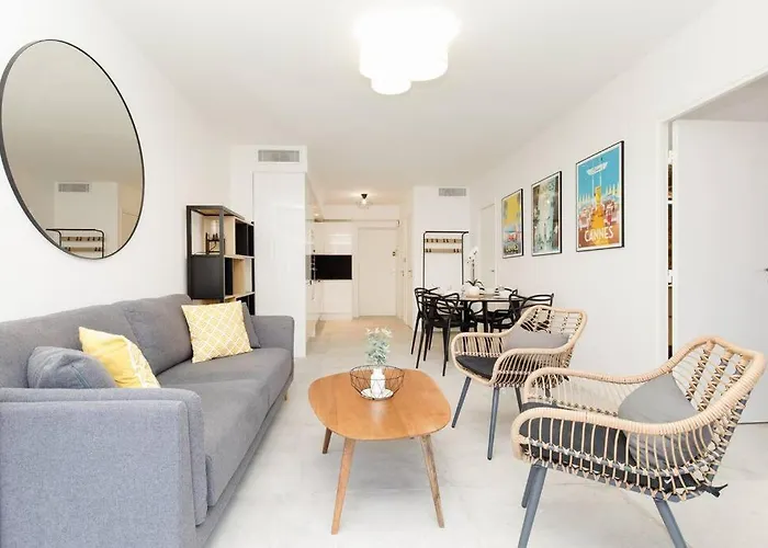 Superb 2 Beds 2 Baths Next To Martinez * Cannes