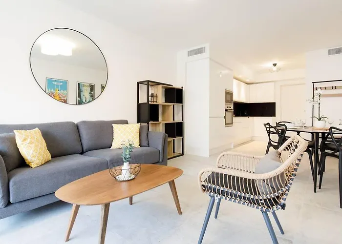 Superb 2 Beds 2 Baths Next To Martinez Daire *